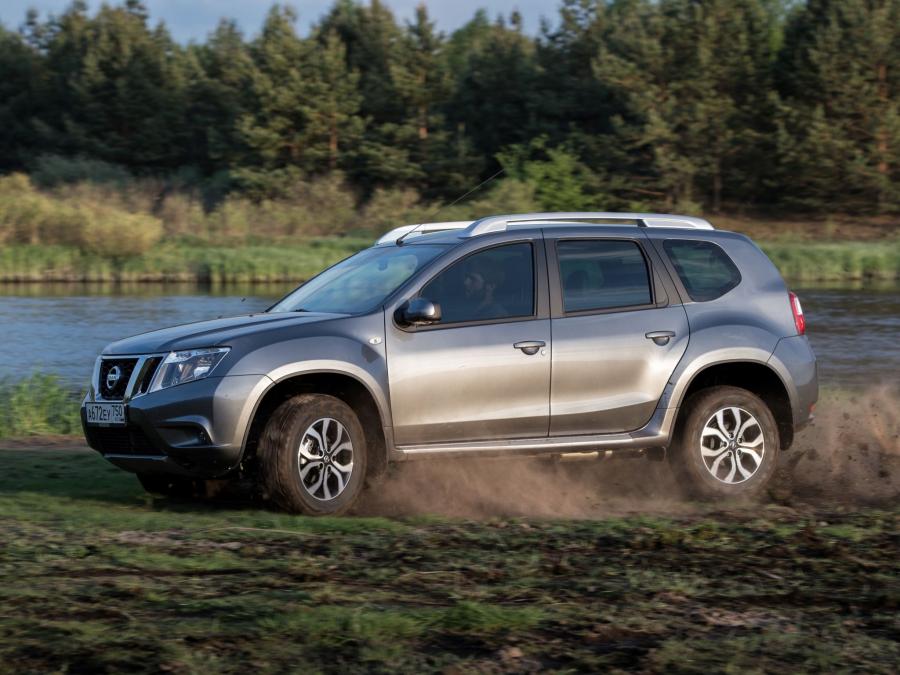  Nissan Terrano 2014 года  (RU) (фото 28 из 32)